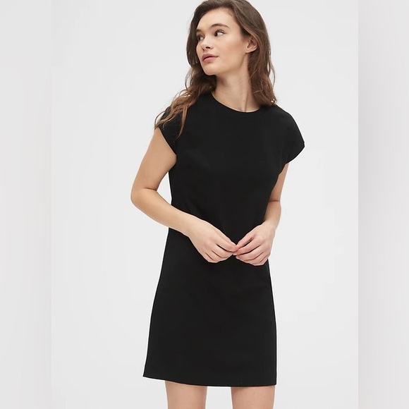 GAP Dresses & Skirts - GAP Classic Black Mini Dress